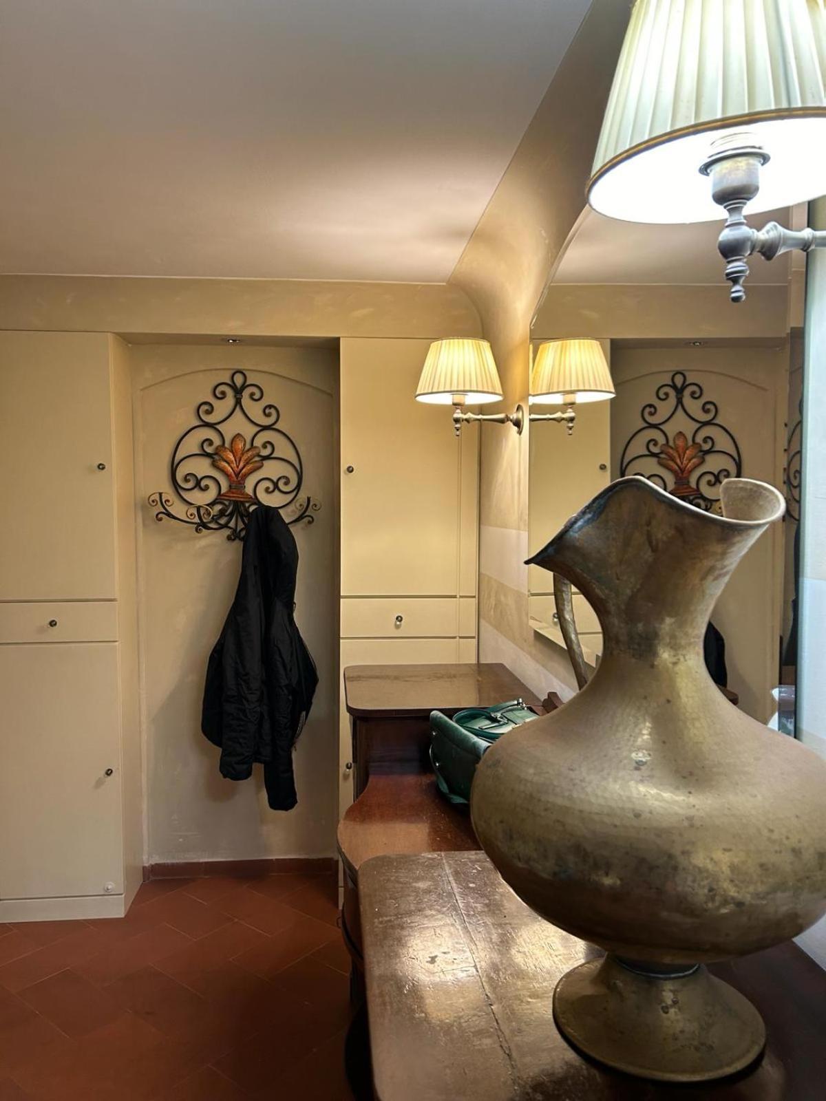 Appartamento Borgo San Jacopo 8 Firenze